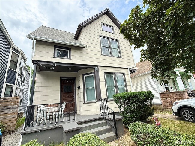 Photo - 460 Rhode Island St