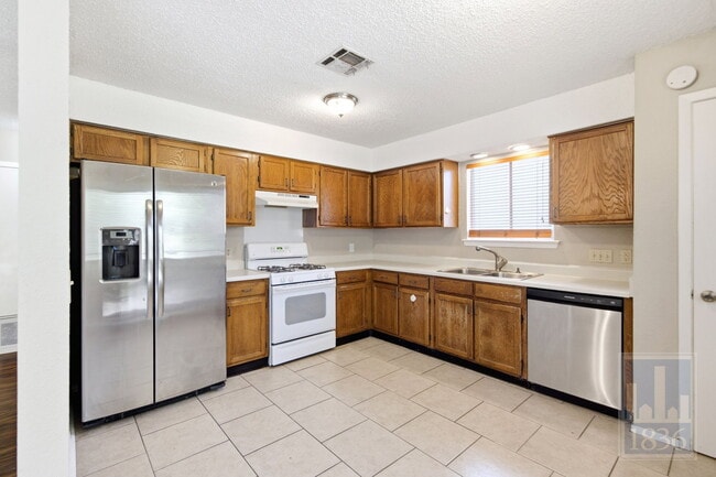 Photo - 9002 Marsh Dr