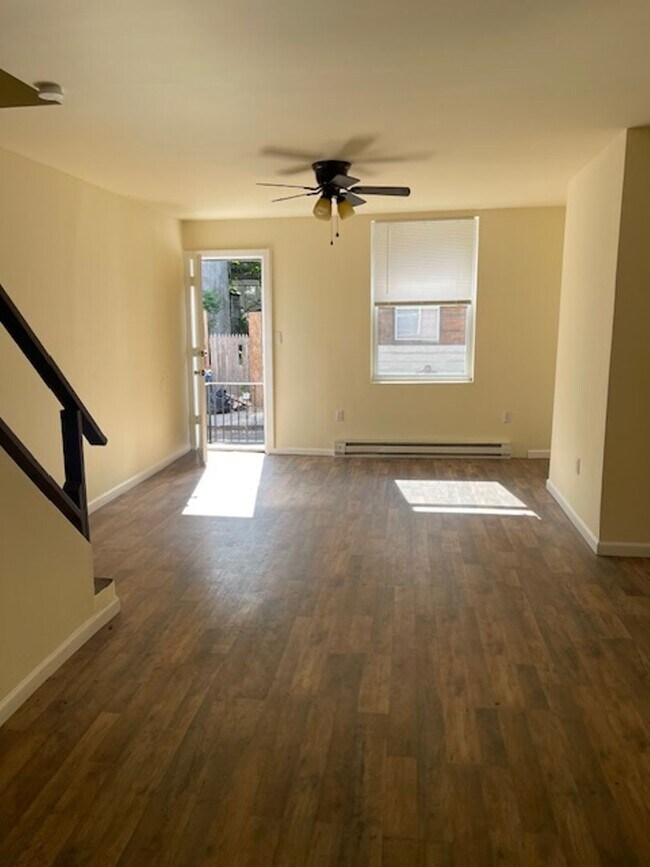 Photo - 3 Bedroom Home