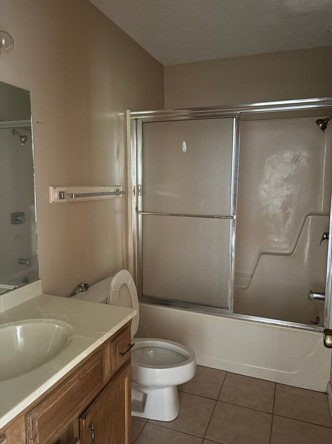 Photo - Hillside Apartments Unit 318