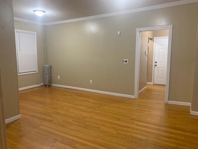 Livingrm3