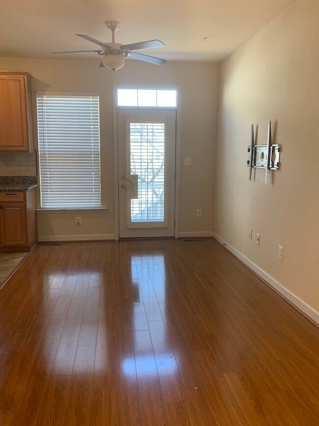 Photo - 5552 Lanier Ave