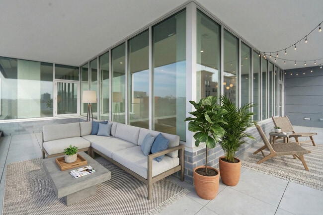 Main Living Apartments