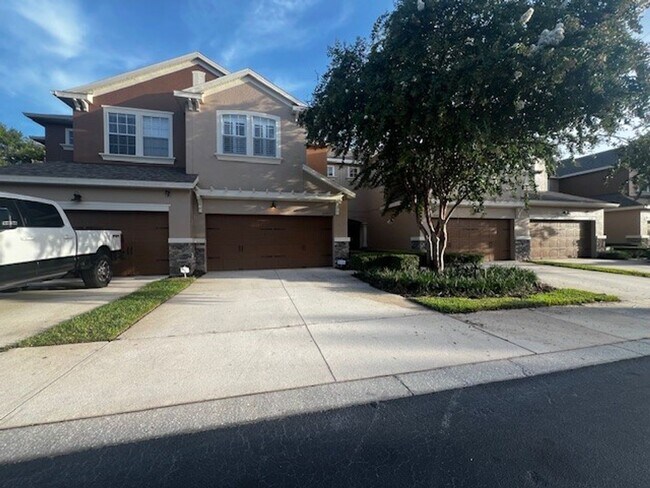 Building Photo - OVIEDO RENTAL!BEAUTIFUL 3 bd 2.5 ba townho...