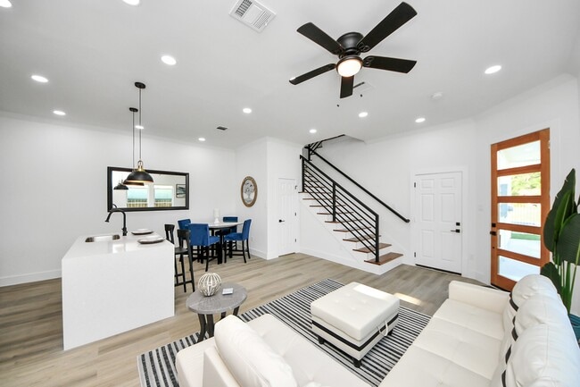 Photo - 9307 Jutland Rd