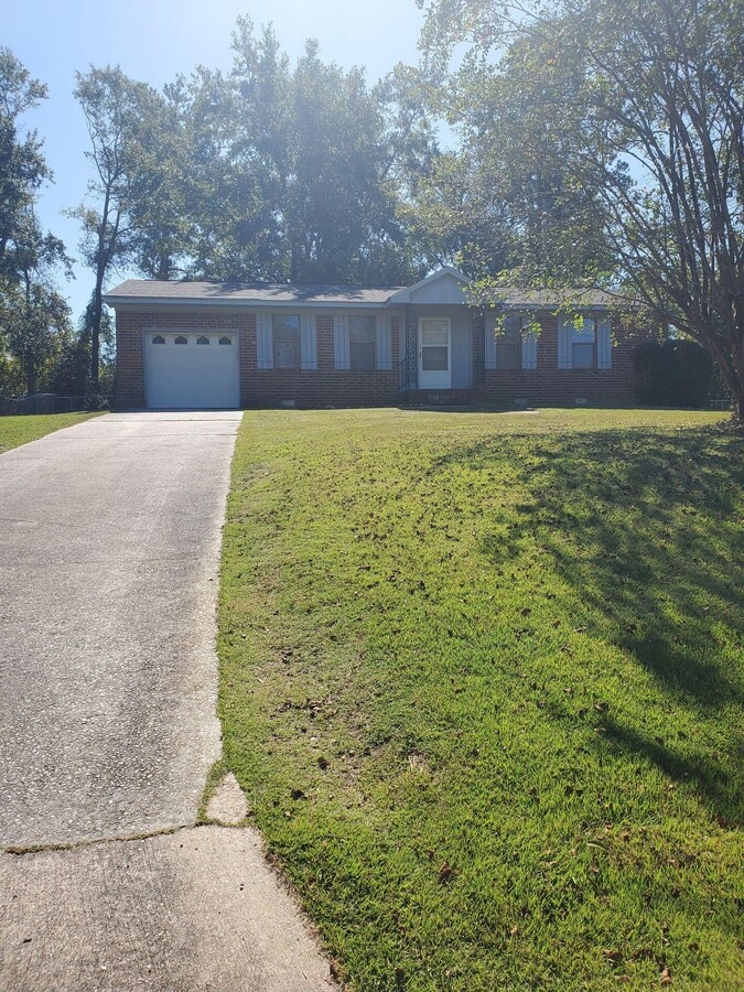 Photo - 907 Sycamore Dr