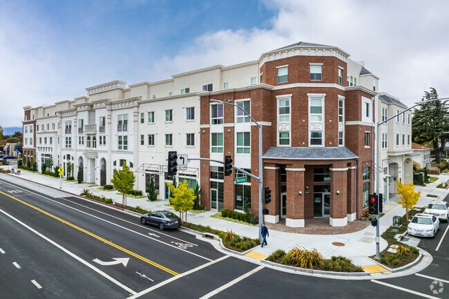 Primary - Downtown Gateway Apartments