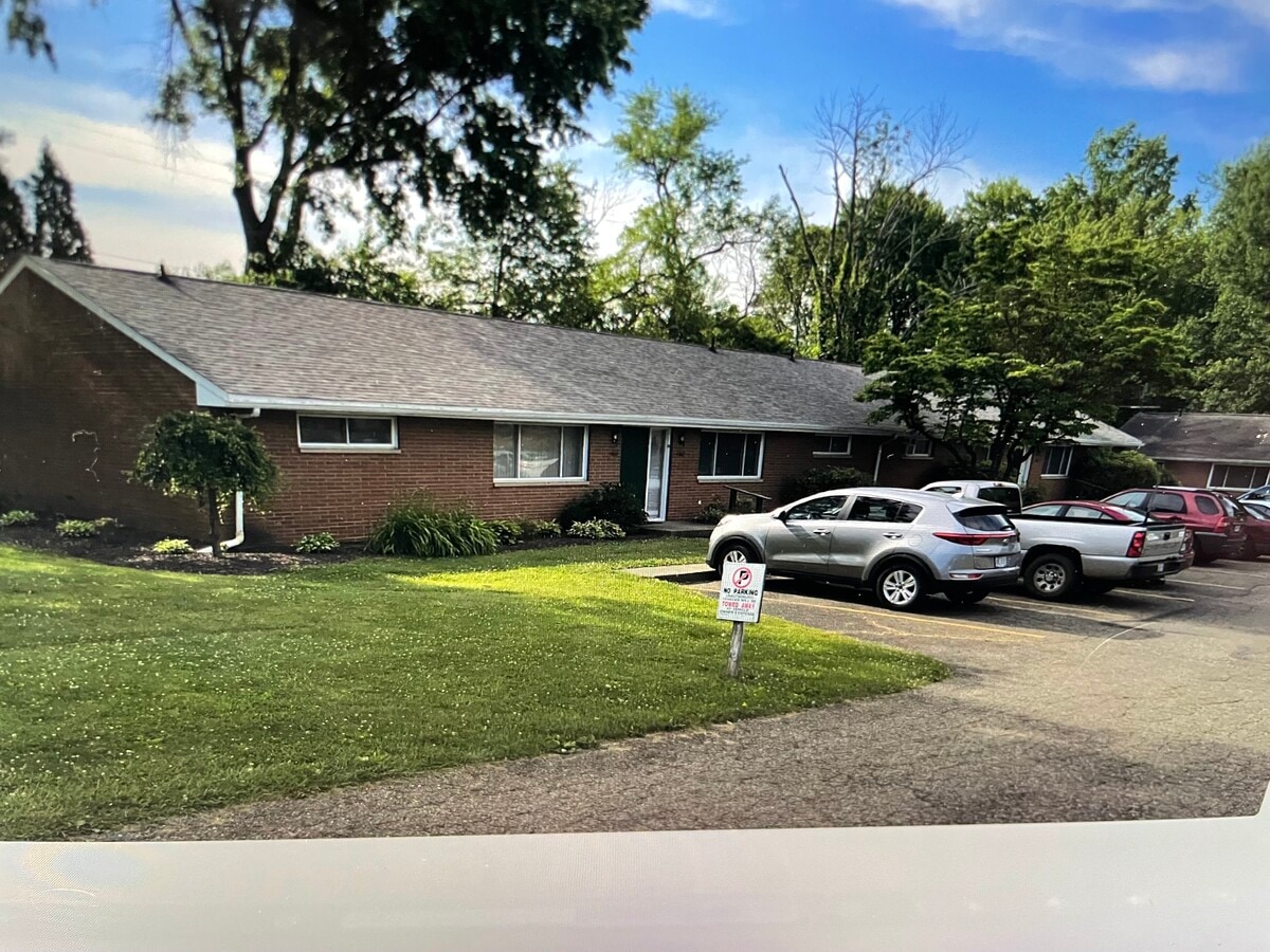 Photo - 1666 Rosemont Rd Unidad 1666