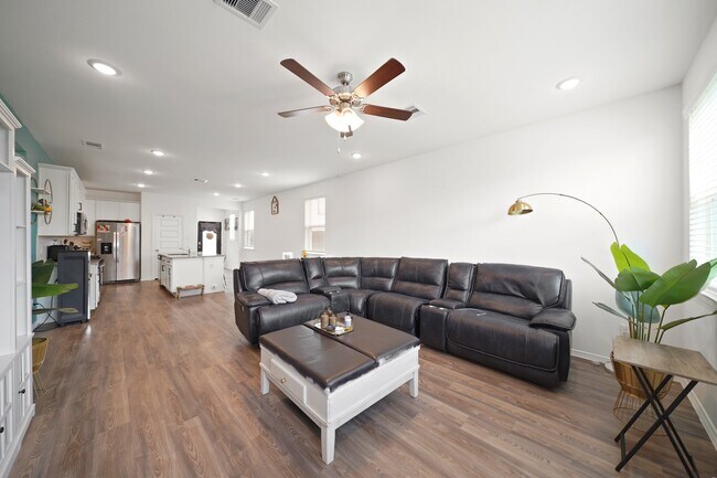 Photo - 5958 First Blush Dr