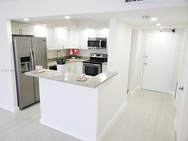 Photo - 18011 Biscayne Blvd Unit 503