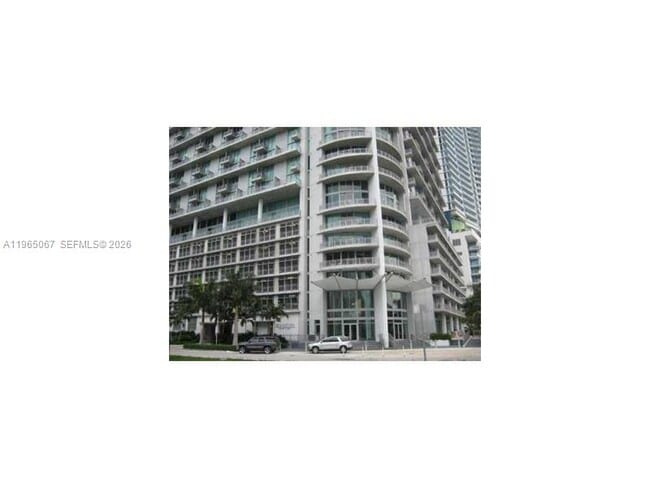 Building Photo - 690 SW 1st Ct Unit 1226