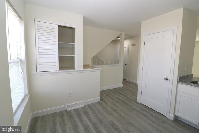 Photo - 14 Starboard Ct