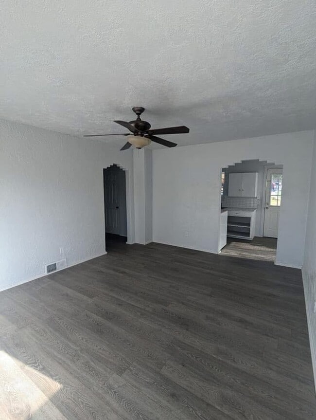 Photo - Updated Pet-Friendly Clarkston House