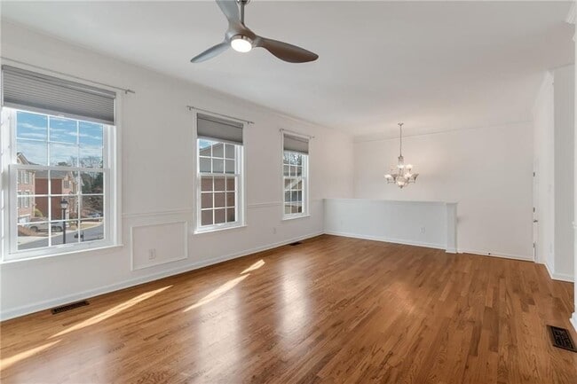 Photo - 1649 Emory Pl Dr NE