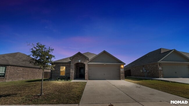 Photo - 1829 Tyne Way