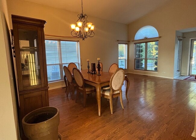 Photo - 2081 Litchfield Ln