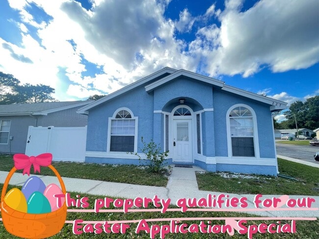 Building Photo - 227 San Gabriel St