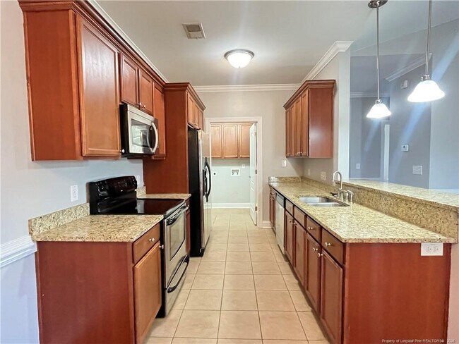 411 Gallery Dr