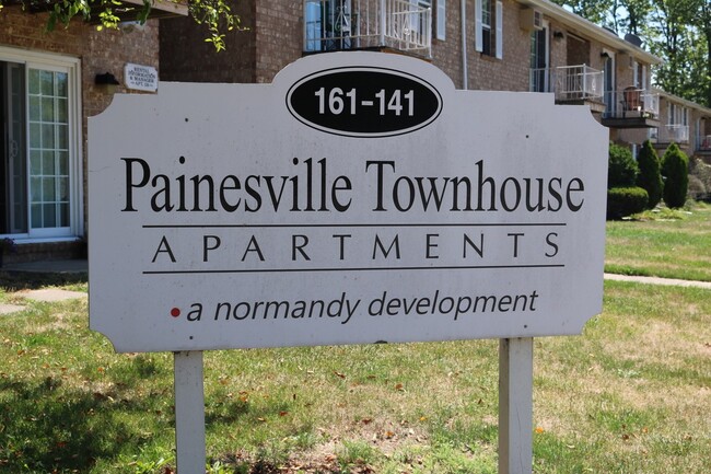 Painesville Townhouse Apartments - Painesville Townhouse Apartments