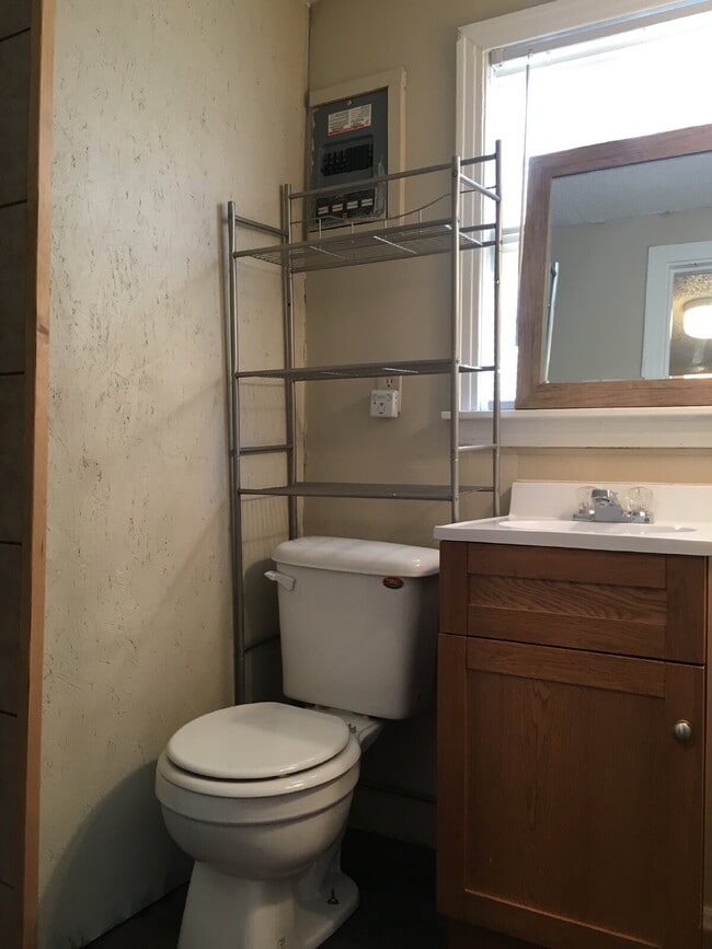 Photo - Cozy & Convenient Living in Tech Terrace!