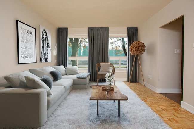 Photo - West Park I Townhouses