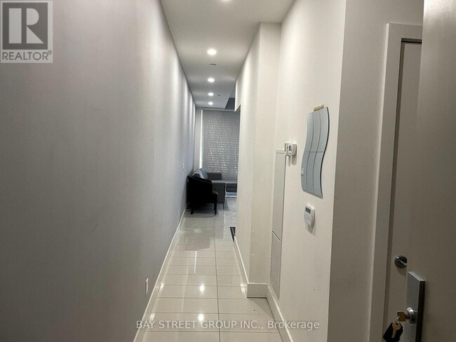 Photo - 180 Enterprise Blvd Unité 515