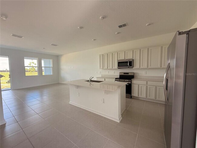 Photo - 2999 Maloof Dr