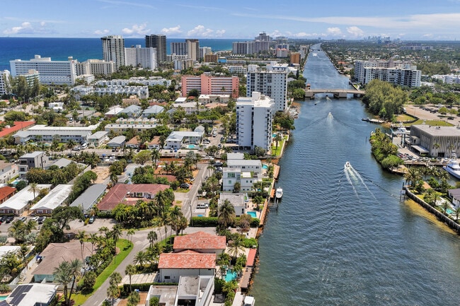 Photo - 1717 N Riverside Dr Unidad #1