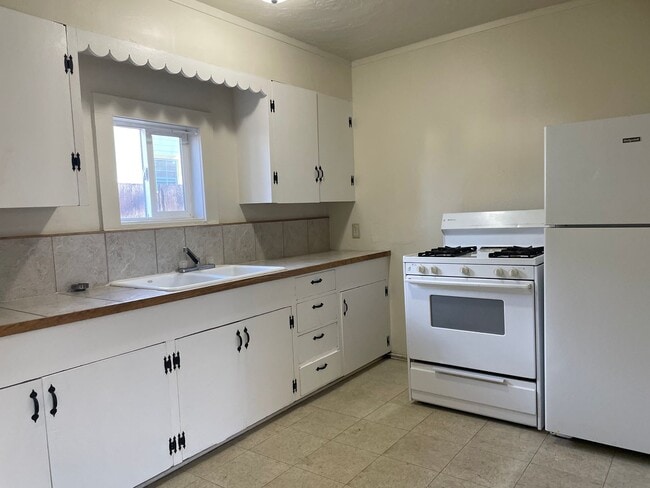 Photo - Cute 1 Bedroom 1 Bath Apartment