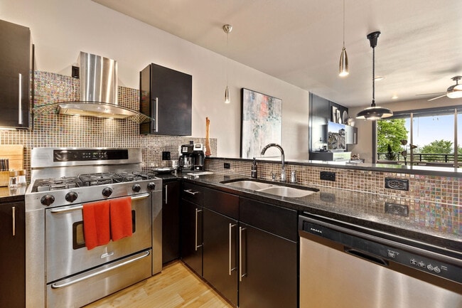 Photo - 299 E Noble Ln Unit ID1221799P