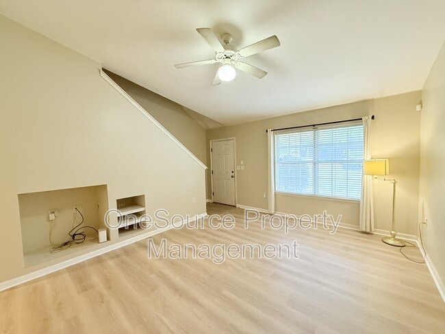 Photo - 2738 W Tharpe St