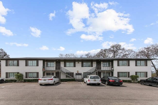 Photo - Avondale Point