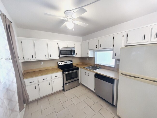 Photo - 1820 SW 81st Ave Unidad 3302