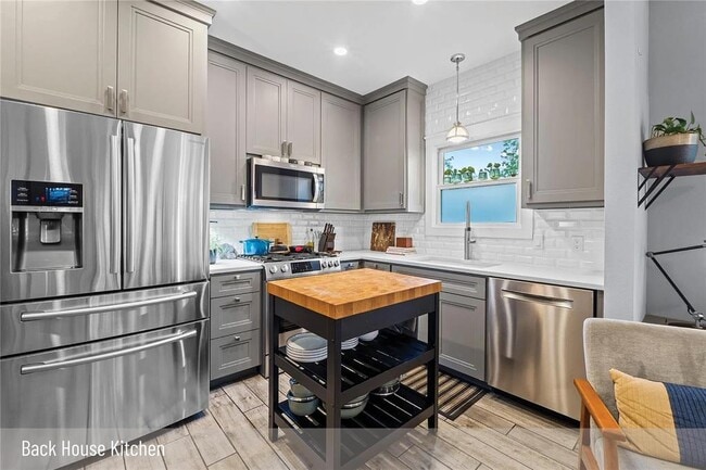 Photo - 5508 Avenue G