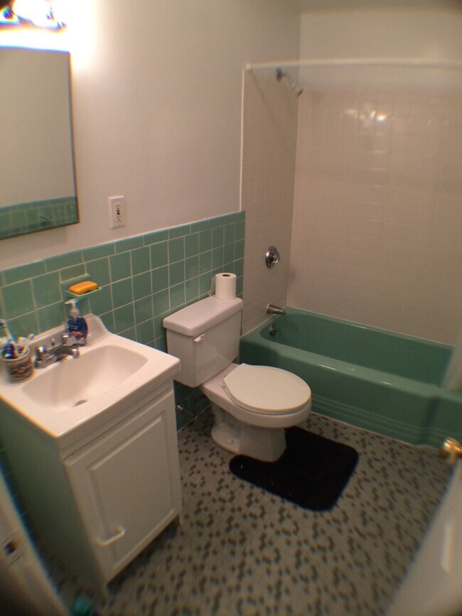 Photo - 19 Fairbanks St Unit 33