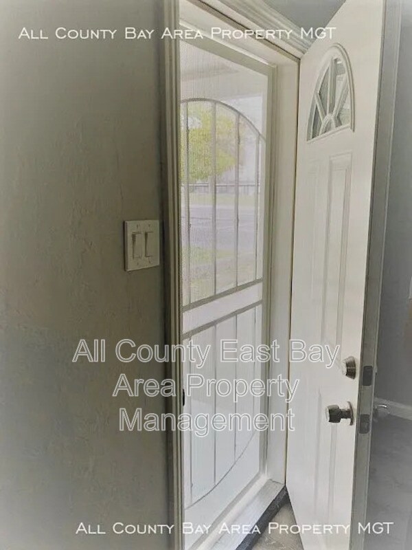 Photo - 3405 Willow Pass Rd