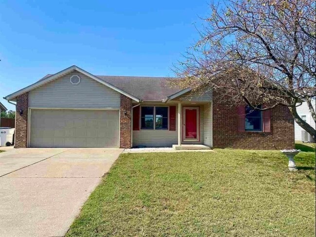 Building Photo - 4855 S Lost St