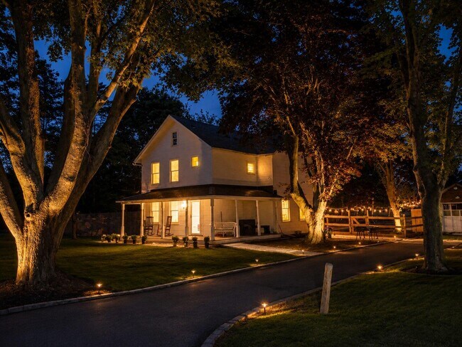 Photo - 3400 Youngs Ave
