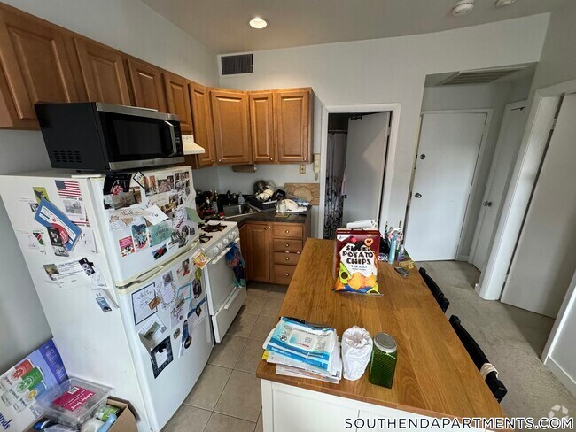 Building Photo - 548 Columbus Ave Rental