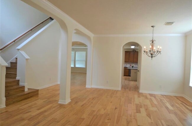 Photo - 2110 Banfield Ct