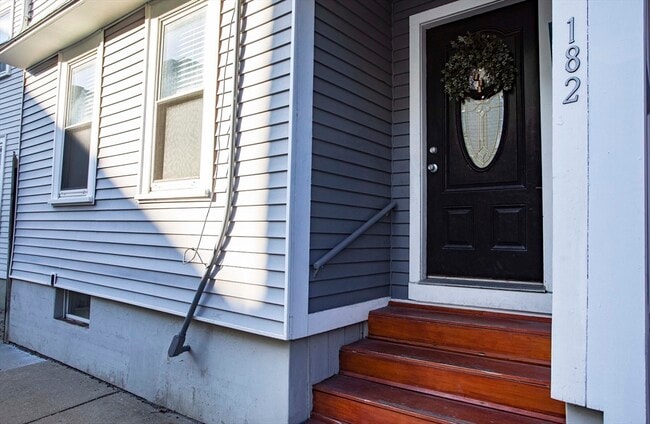 Photo - 182 W 8th St Unit 1