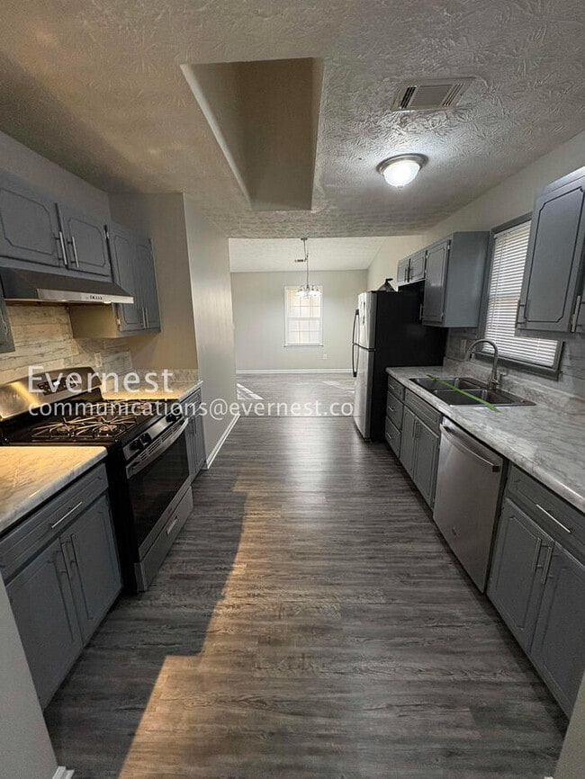 Photo - 130 Summerfield Dr