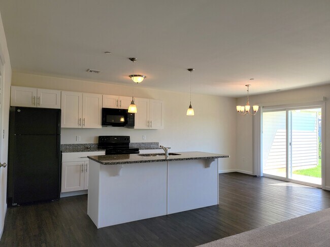 Photo - 68 Rollins Ln