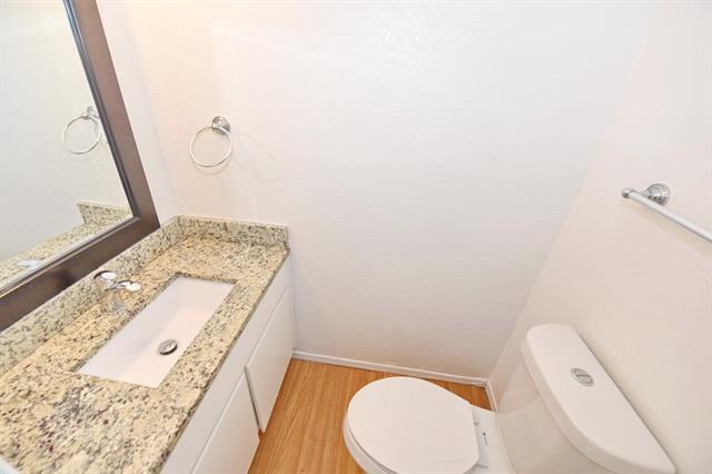 Photo - 4033 Gilbert Ave Unidad 104