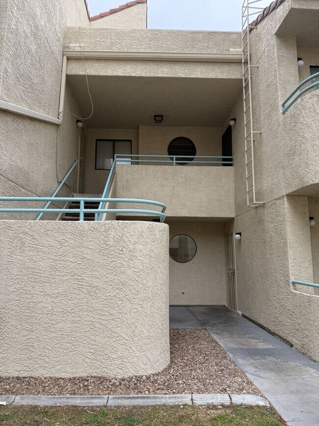 Photo - Freshly Painted * New Carpet * Ready For Movein Unit 203C
