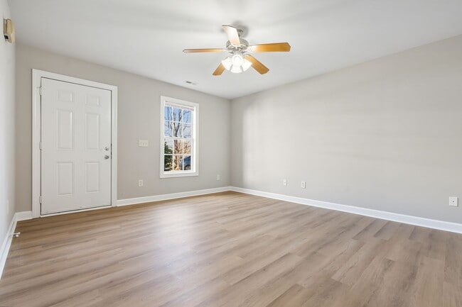 Photo - Updated 3 Bedroom 2 Bathroom close to Downtown Raleigh! Available NOW