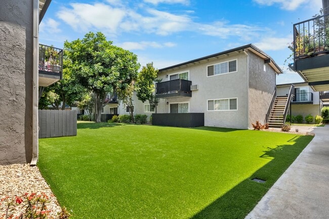 Villa Del Sur Apartment Homes
