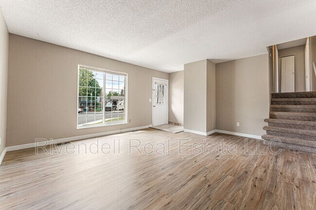 Photo - 1786 S Waco Ct