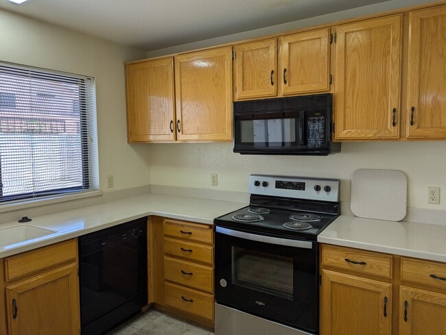 Photo - 5460 E Emerald Ave