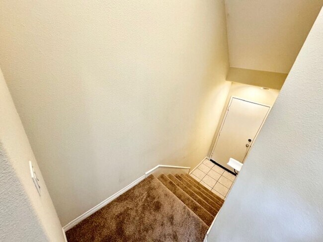 Photo - Three Story Condo for Rent Near Old Town T...
